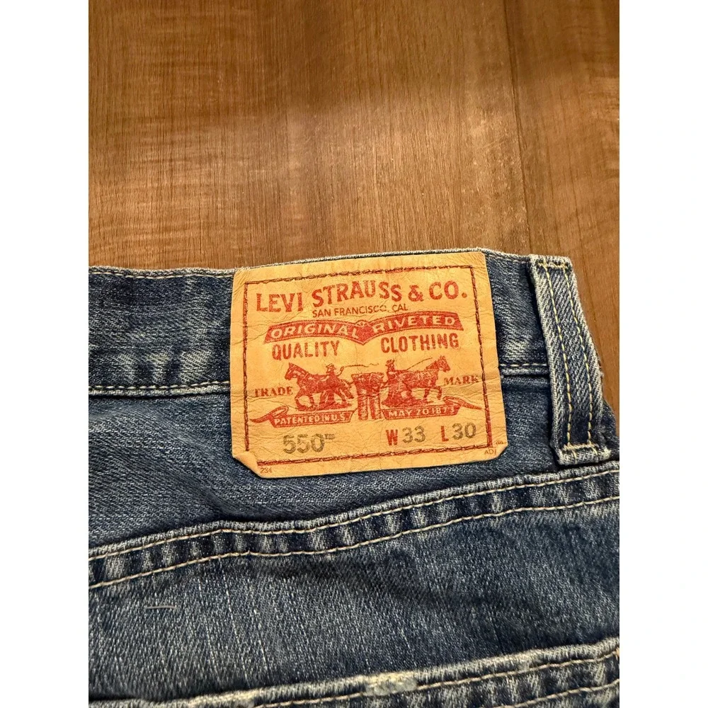 Levi's 550 Relaxed Fit Jeans Mens 33x30 Blue Medium Wash Denim Tapered Leg